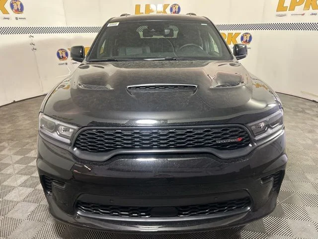New 2026 Diamond Black Clear-Coat Exterior Paint Dodge GT PLUS image 10