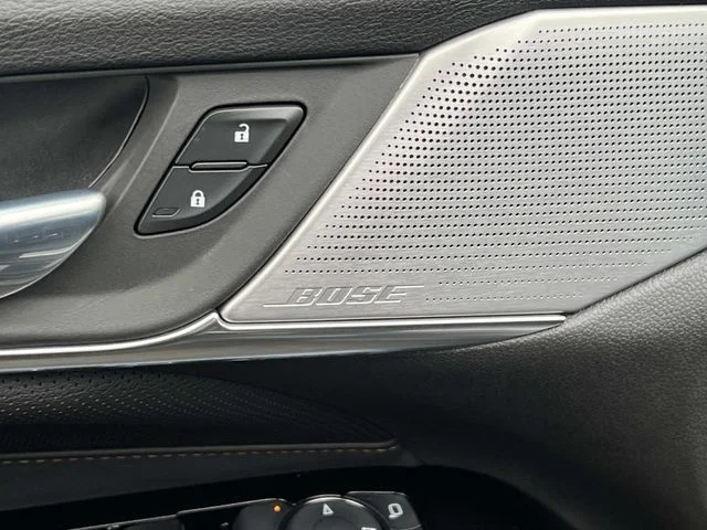 Used 2021 Black Cadillac Sport image 18