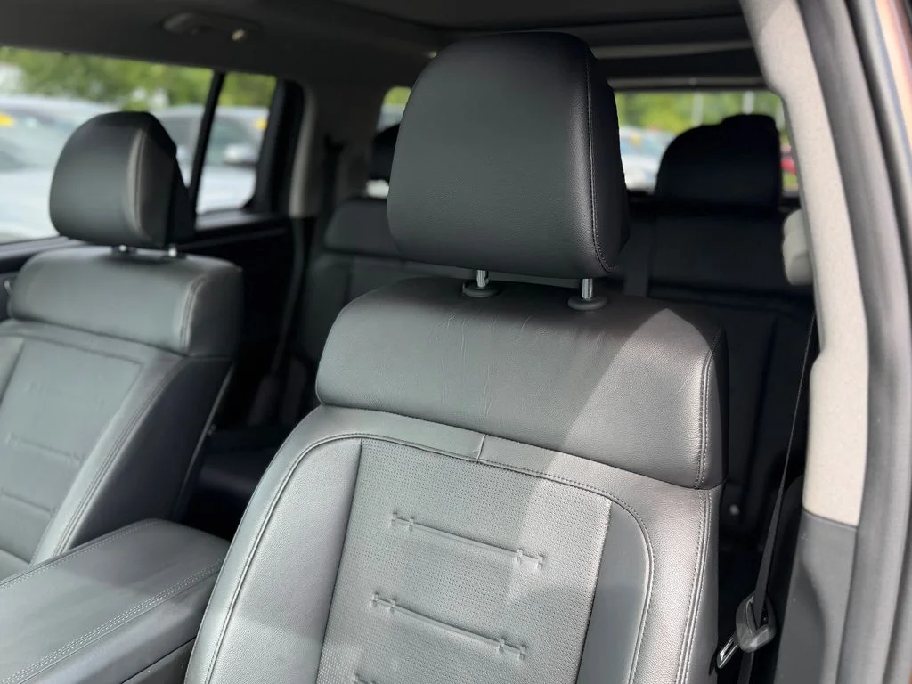 Used 2025 Brown Hyundai Limited image 15