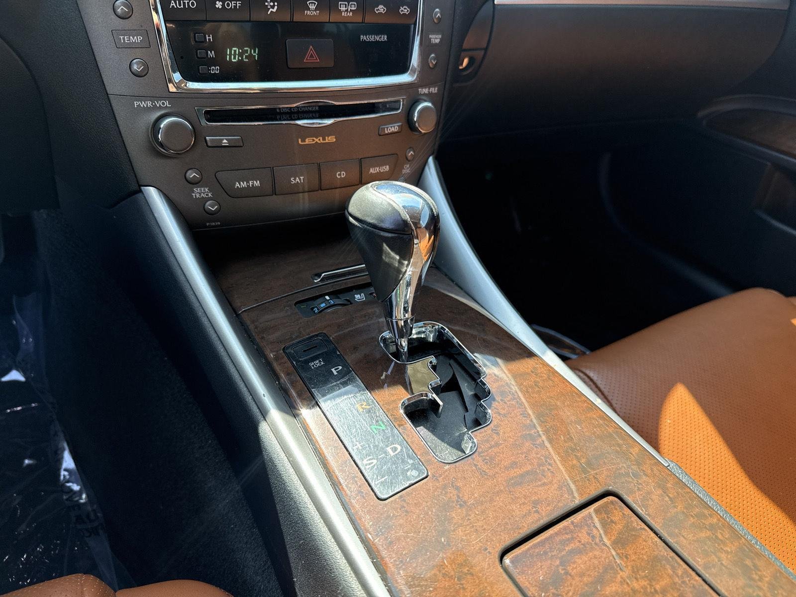 Used 2011 Obsidian Lexus Base image 3