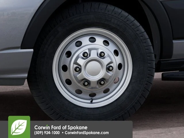 New 2027 Silver Ford XLT image 19