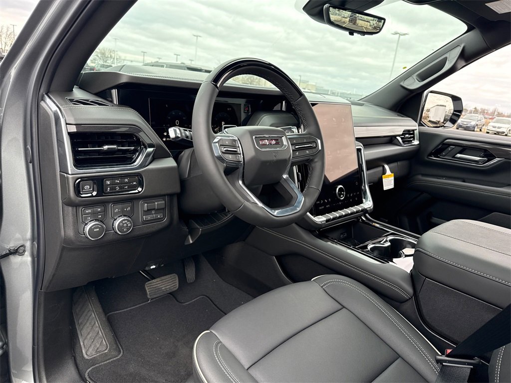 2026 GMC YUKON XL - Image 17