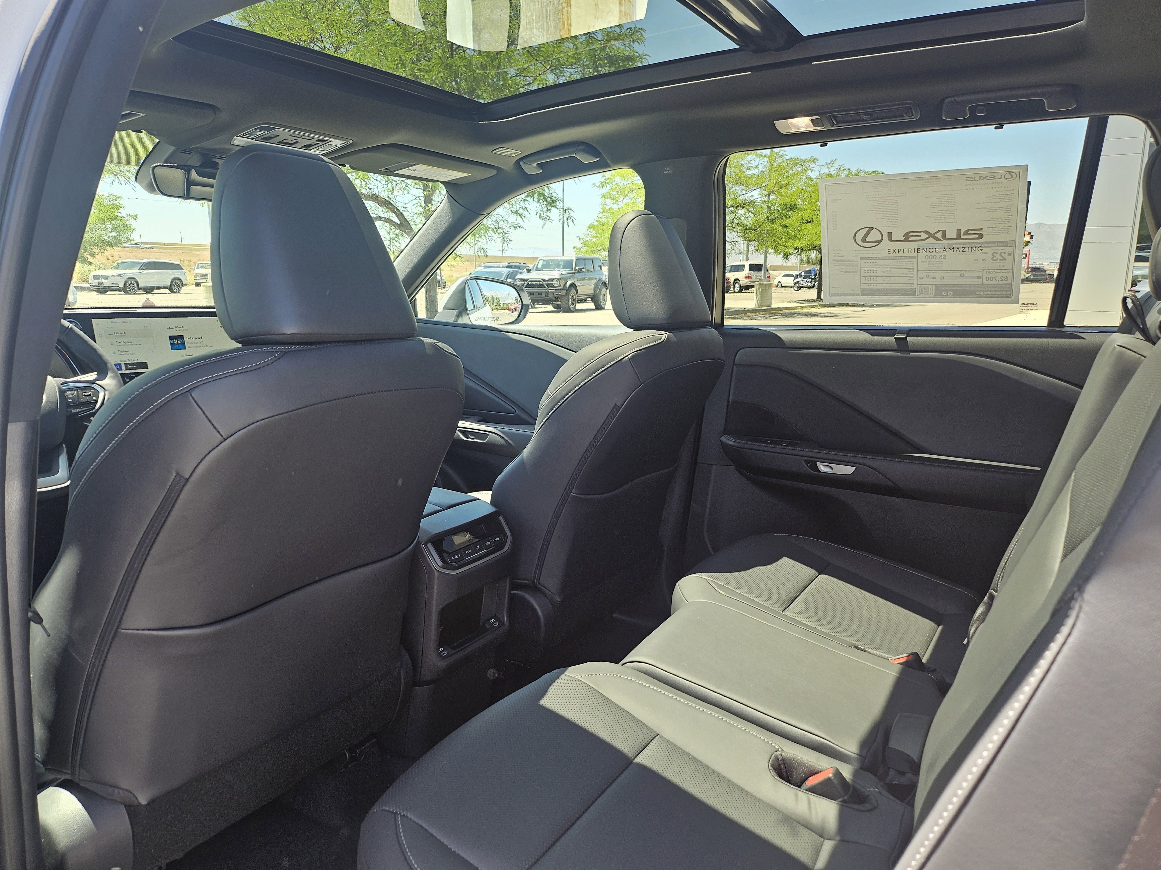 New 2026 Wind Chill Pearl Lexus PREMIUM AWD image 16