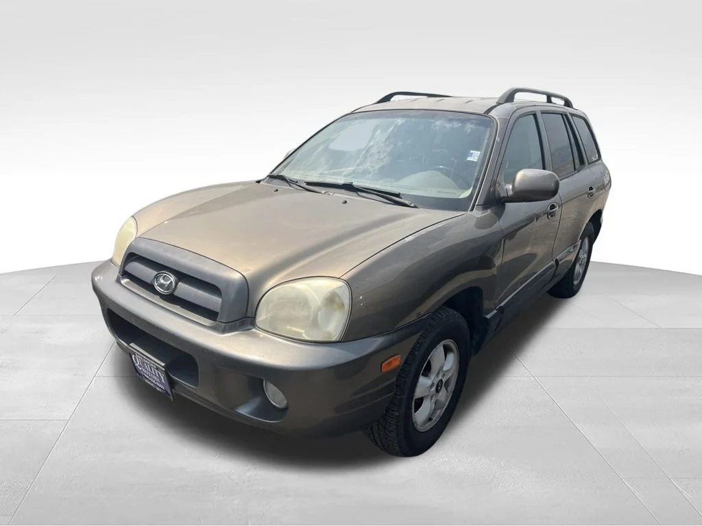 Used 2005  Hyundai GLS image 1