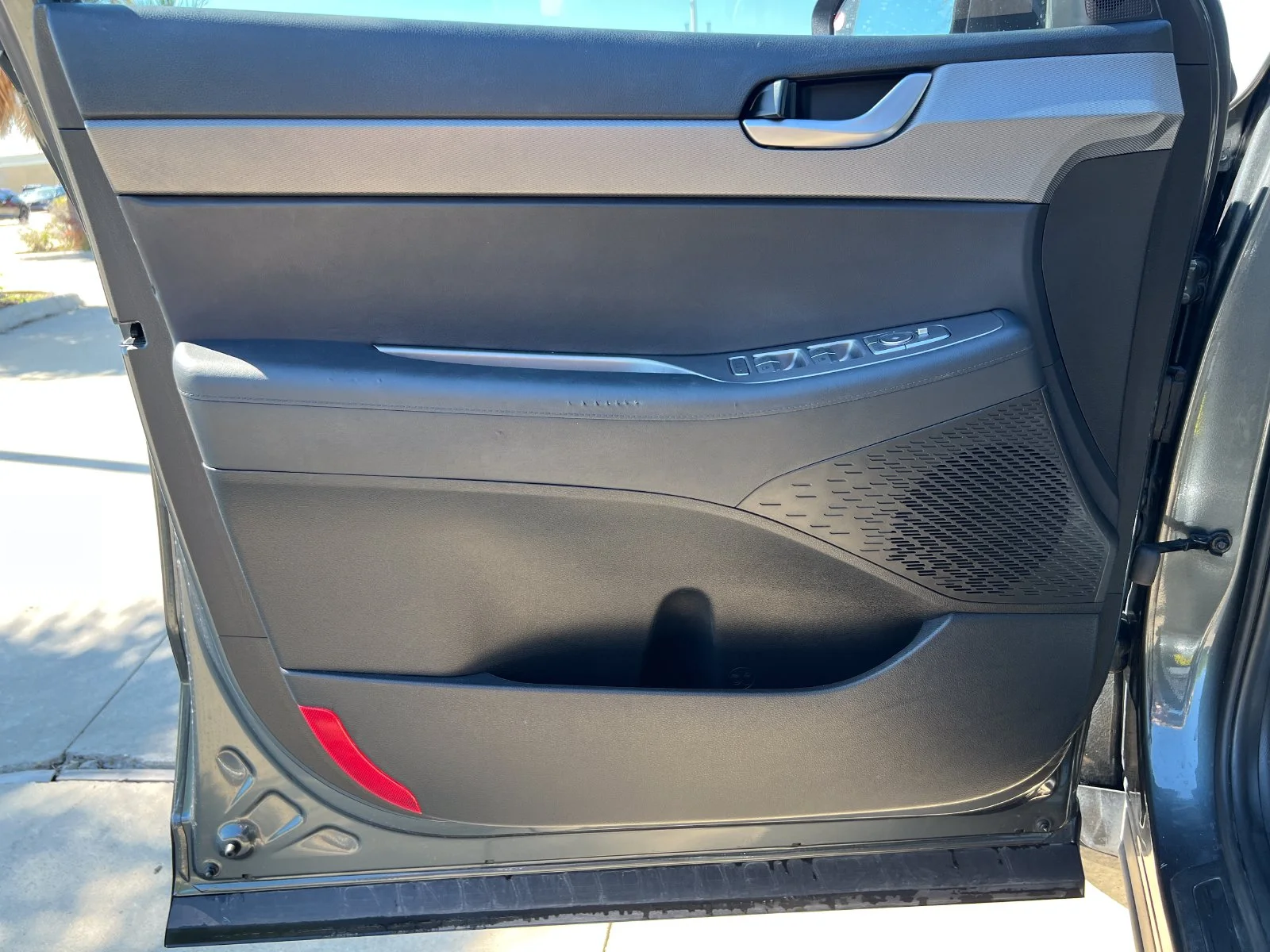 Used 2022 Green Hyundai SEL image 15
