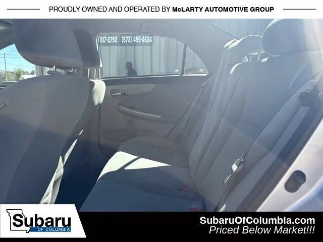 Used 2013 Silver Toyota LE image 19