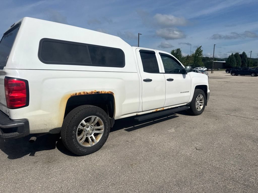 Used 2014 SUMMIT WHITE Chevrolet LT image 3