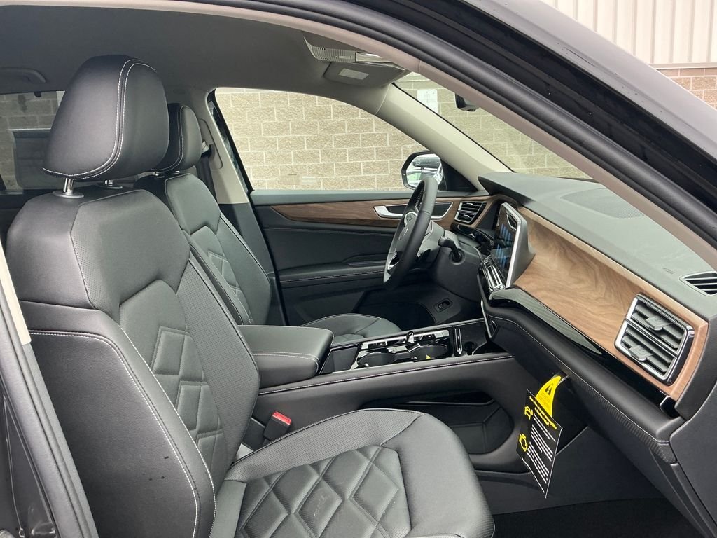 2026 Volkswagen Atlas SE w/Tech - Photo 12