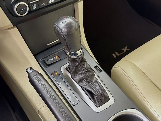 2017 Acura ILX Base - Photo 18