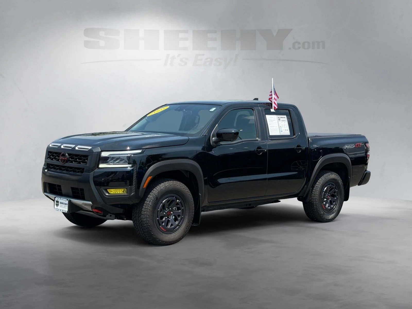 Used 2025 Black Nissan PRO-4X image 17