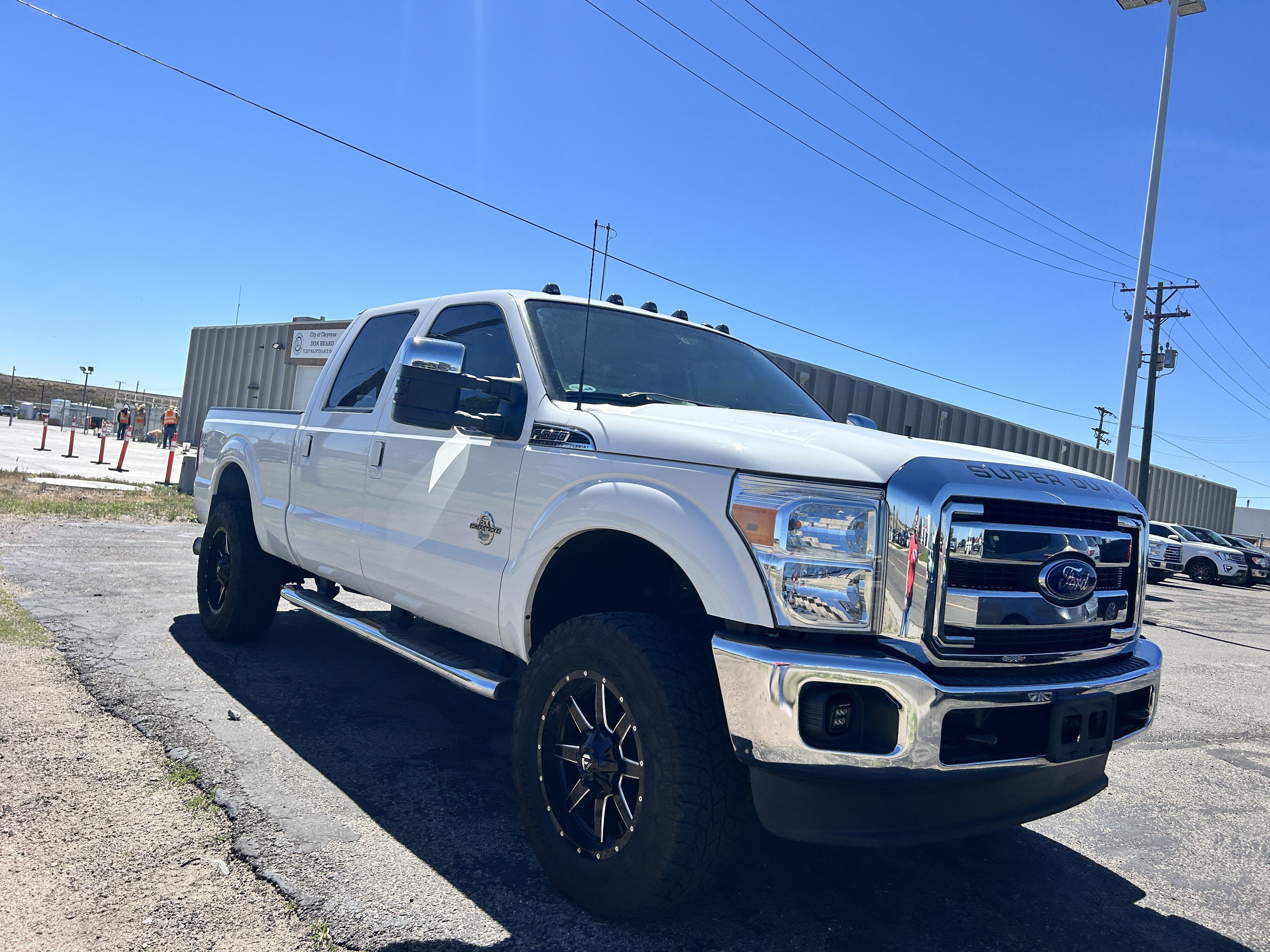 Used 2015 Oxford White Ford Lariat image 7