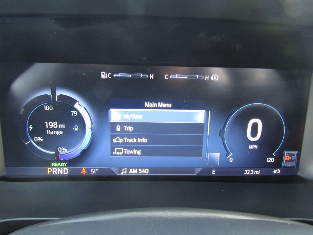 2025 Ford F-150 Lightning Flash - Photo 24