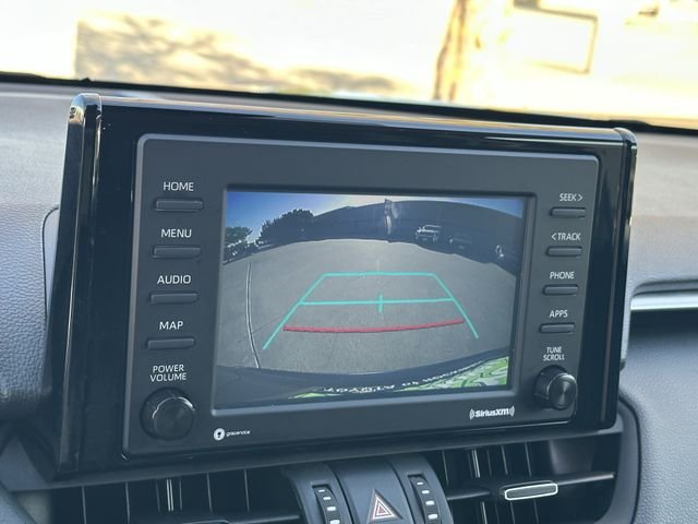 Used 2020 Black Toyota XLE Premium image 18