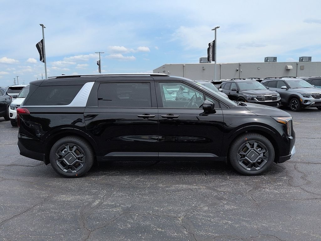 New 2026 Aurora Black Pearl Kia EX image 2