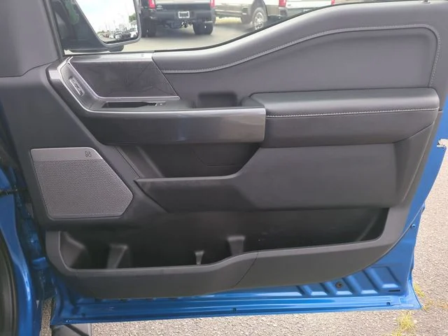 Used 2021 Blue Ford XLT image 33