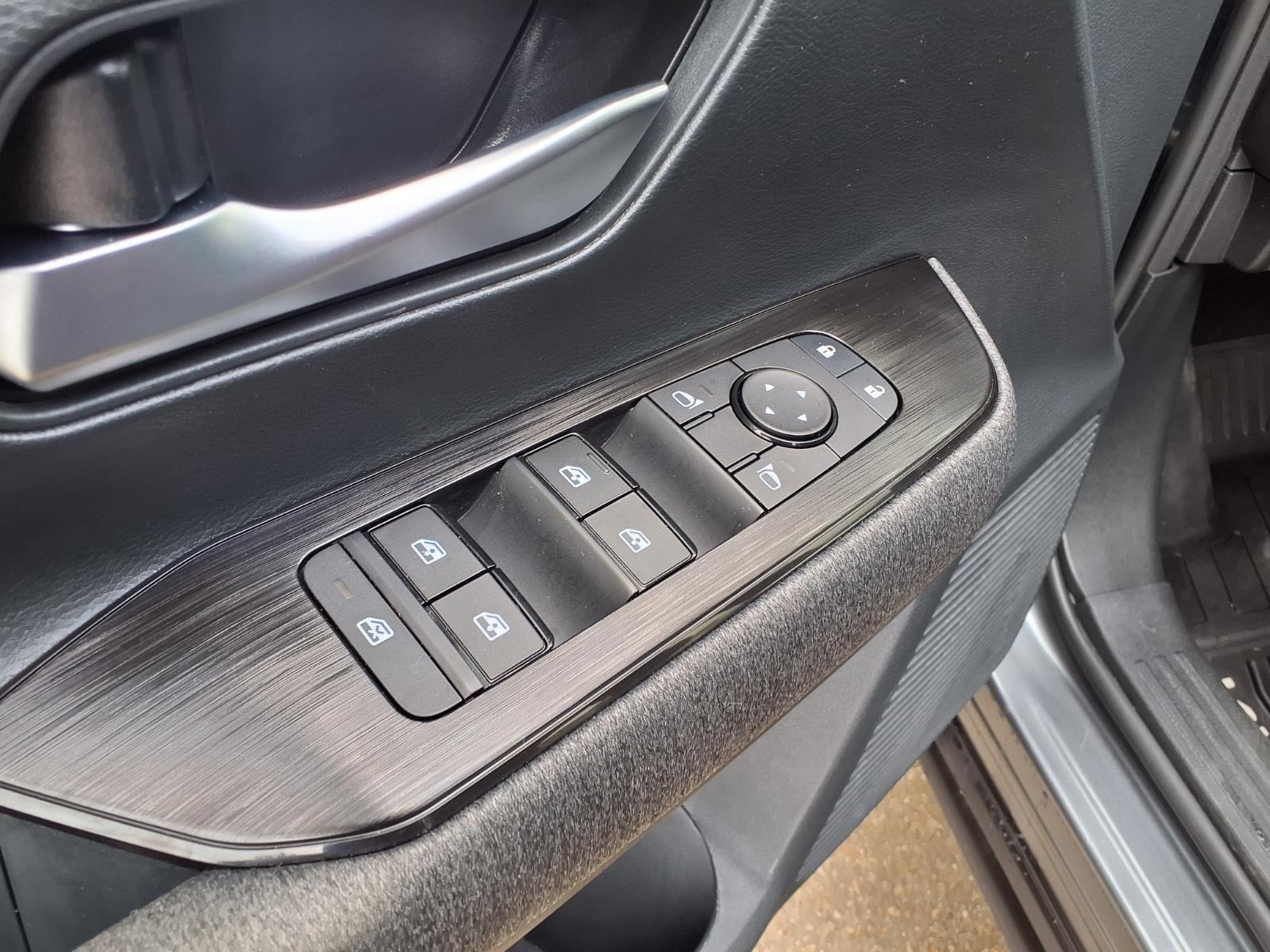 2026 Nissan Kicks SV Gray at Robbins Nissan