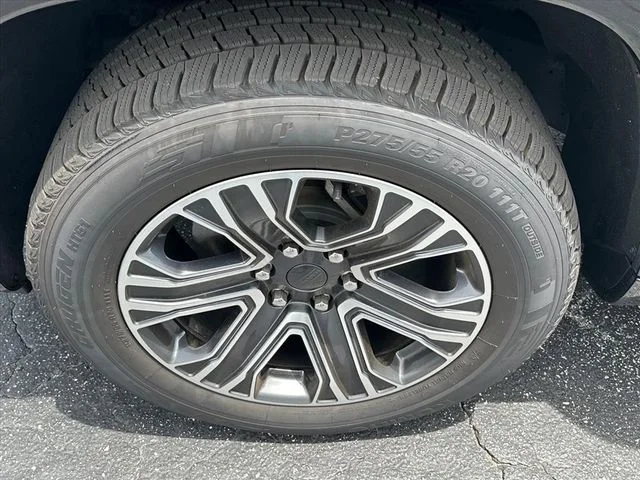 Used 2023 Black Jeep Base image 38