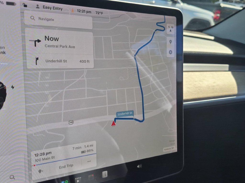 Used 2022 Black Tesla Long Range image 13