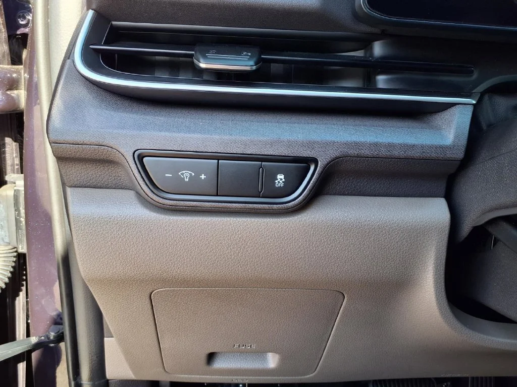 2025 Kia Carnival EX - Photo 21