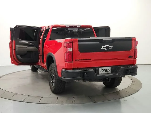 2023 Chevrolet Silverado 1500 ZR2 - Photo 14