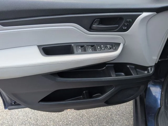 Used 2020  Honda EX-L image 12