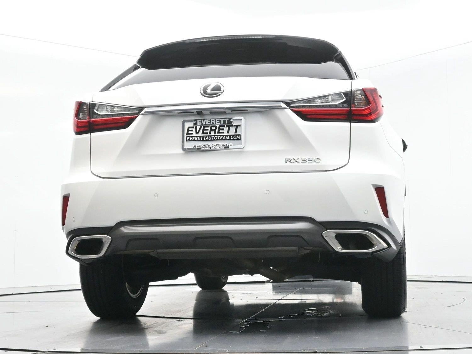 Used 2016 Eminent White Pearl Lexus FWD 4dr image 54
