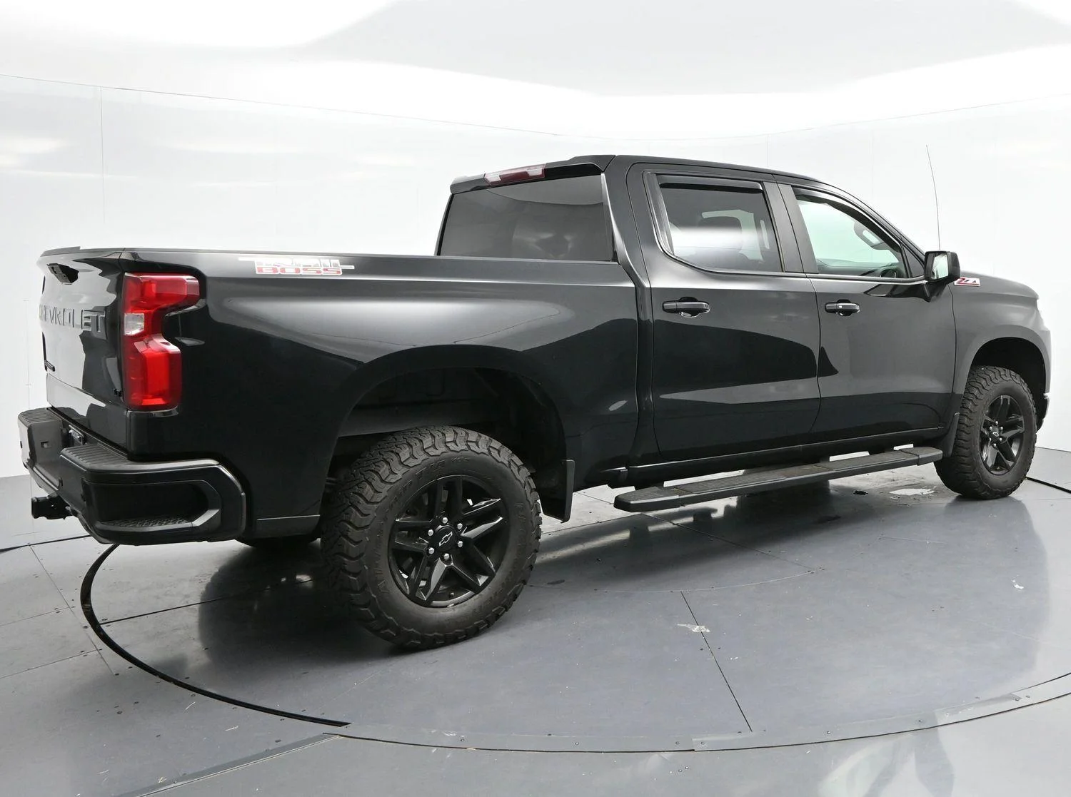 Used 2020 Black Chevrolet LT Trail Boss image 7