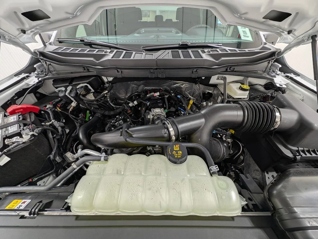 New 2026 Oxford White Ford STX® image 26