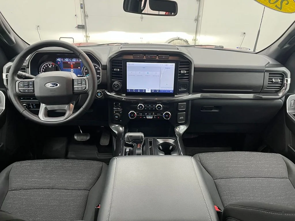 Used 2023 Red Ford XLT image 4