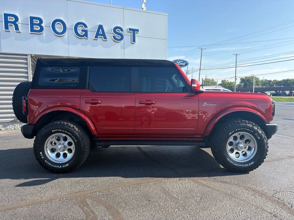 Used 2023 Red Ford Outer Banks image 2