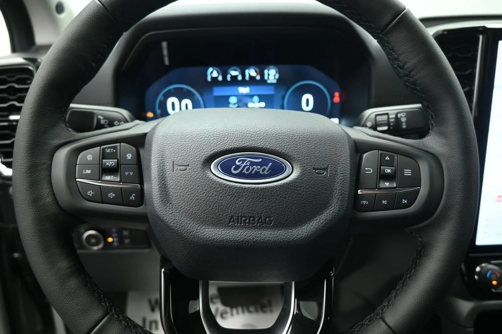 New 2026 Avalanche Ford Lariat image 10