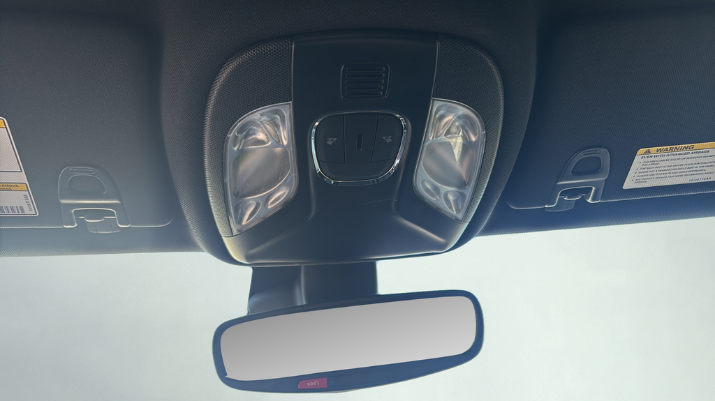 Used 2025 Red Jeep Latitude image 27