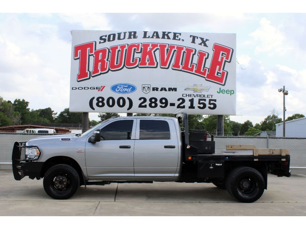 2023 RAM 3500 Tradesman 4X4 Crew Cab LWB's photo