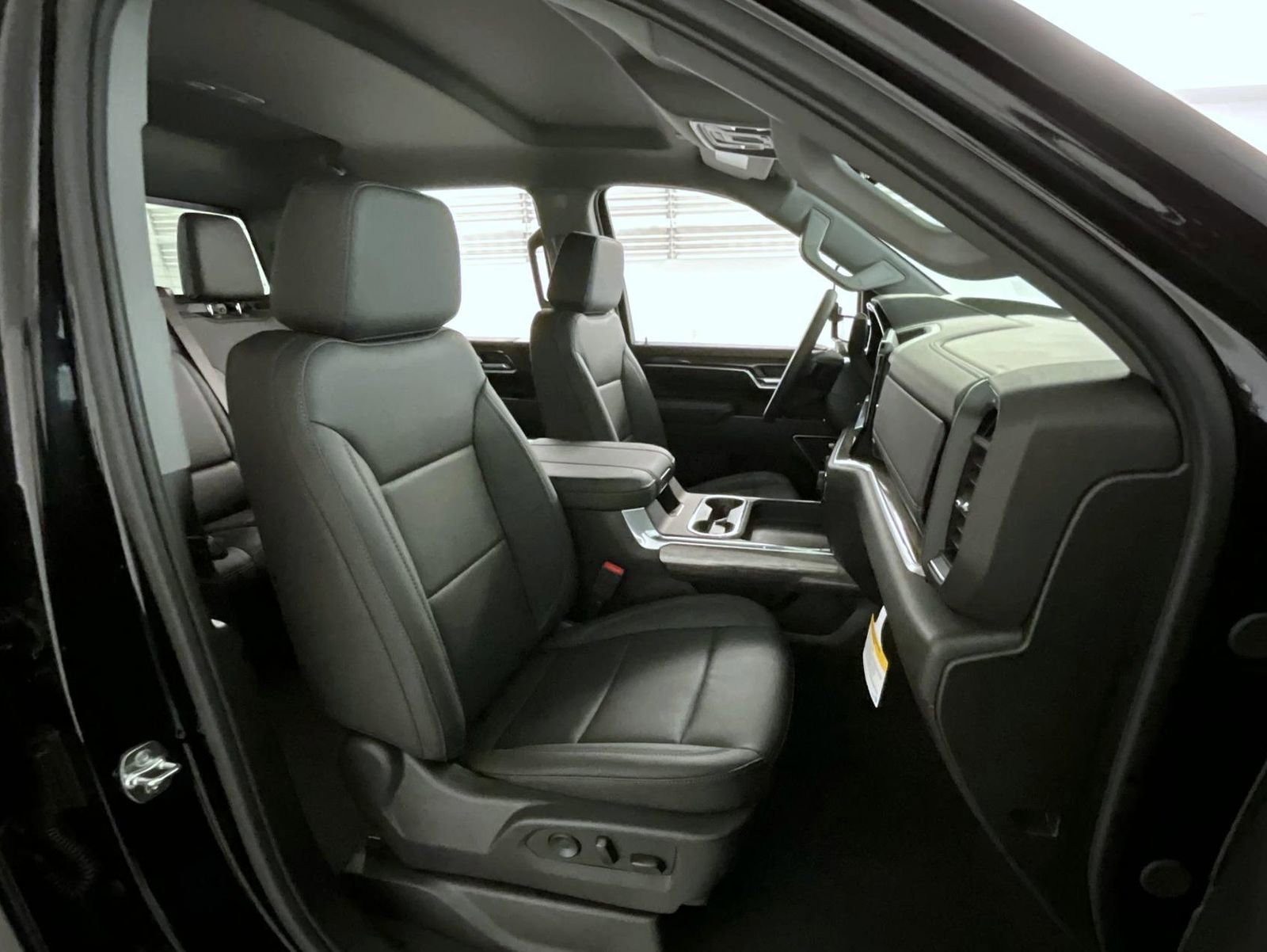 2026 Chevrolet Silverado 2500 HD LTZ - Photo 15