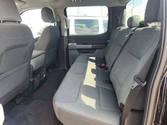 Used 2025 Black Ford XLT image 3