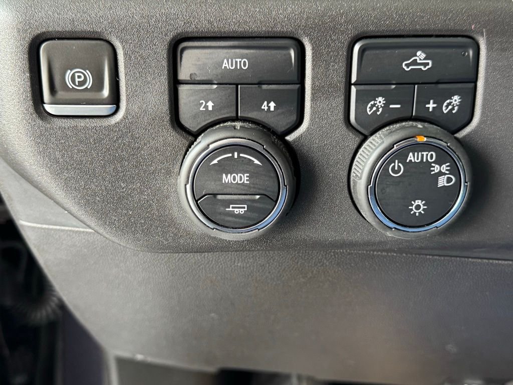 Used 2024 Gray Chevrolet LT image 36