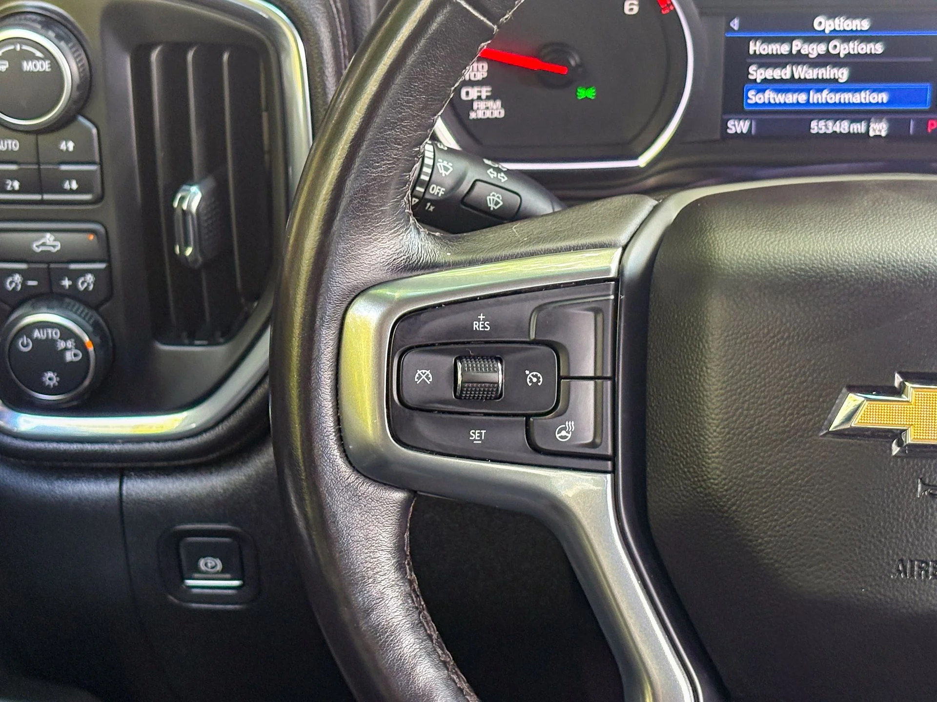 Used 2022 Red Chevrolet LT image 33