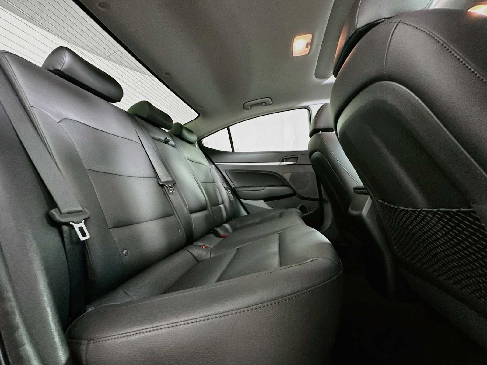 Used 2020 Fluid Metal Hyundai Limited image 25