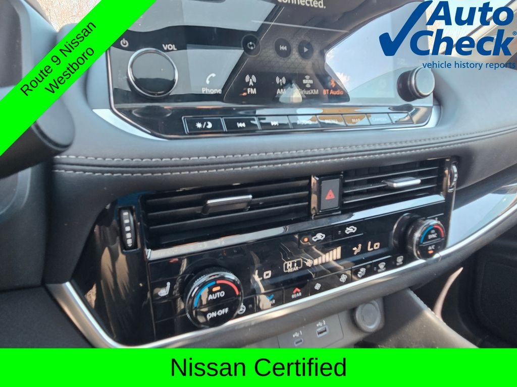 Used 2023 Black Nissan SL image 23