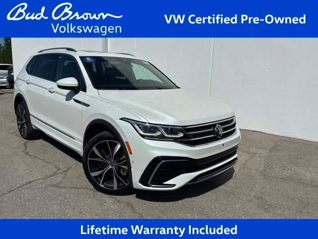 2023 Volkswagen Tiguan 2.0T SEL R-Line 4Motion's photo