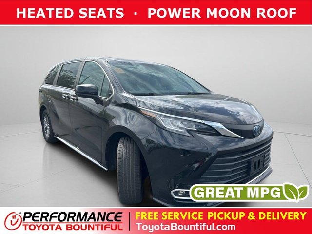 2022 Toyota Sienna XLE