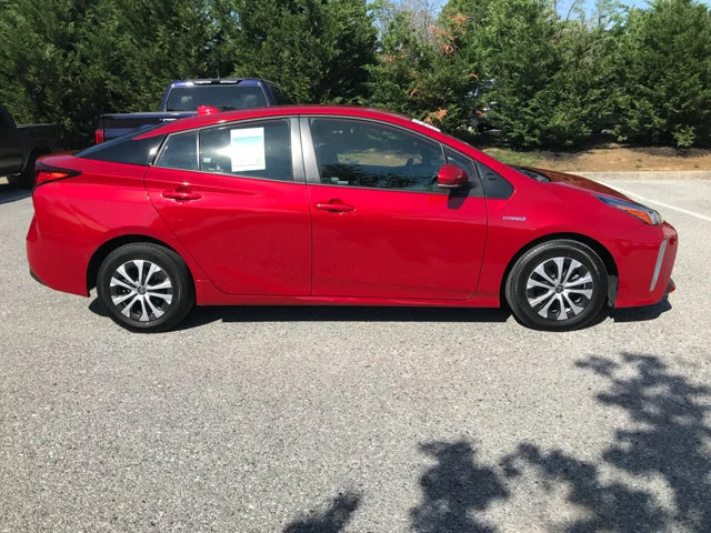 Certified Used 2022 Supersonic Red Toyota LE image 8