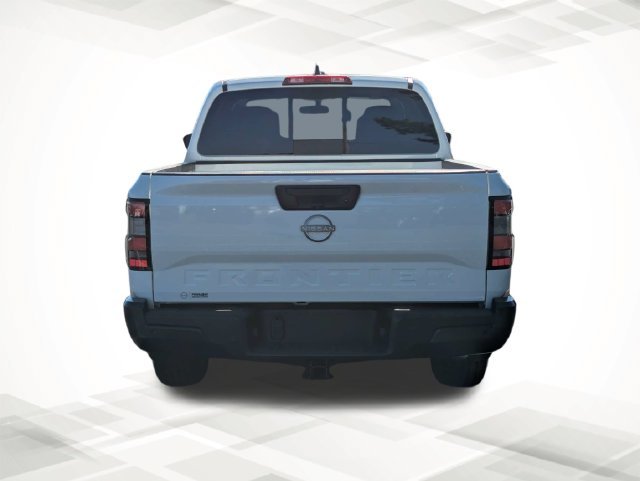 Used 2025 White Nissan S image 5