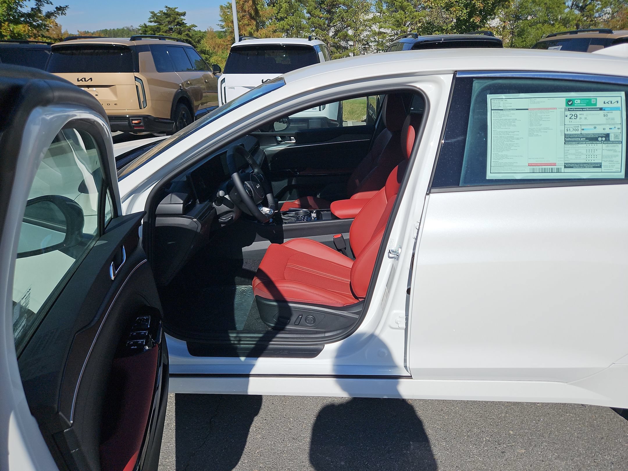 New 2026 Snow White Pearl Kia GT-Line image 19