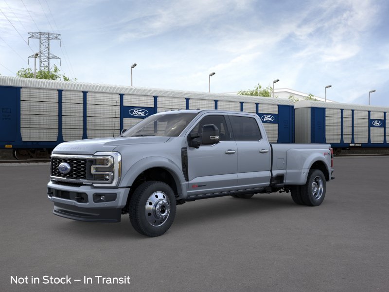 2026 Ford F-450 Platinum 4x4 Crew Cab 8' Box DRW's photo