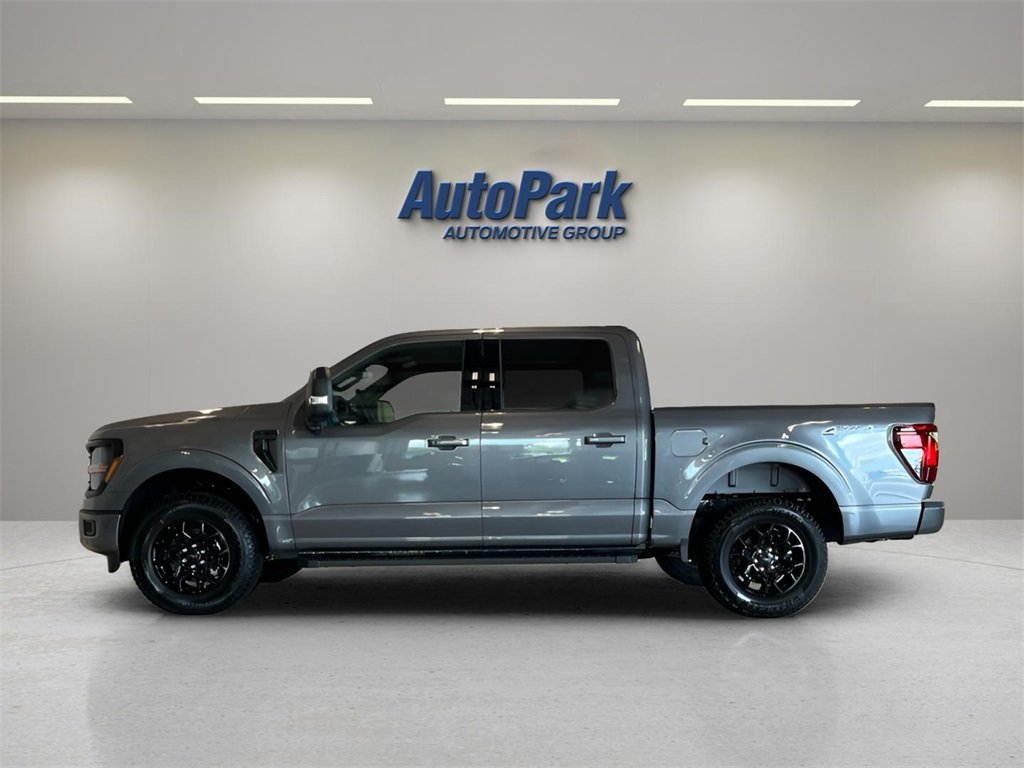 2025 Ford F-150 XLT photo 2