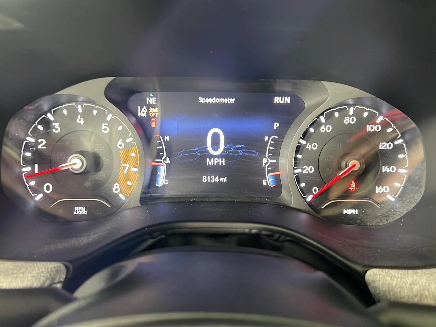 Used 2022 White Jeep Latitude image 18