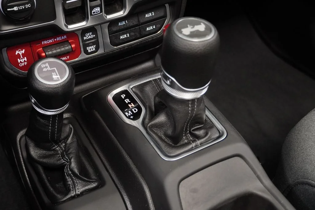 Used 2025  Jeep Rubicon X-Treme Recon image 35