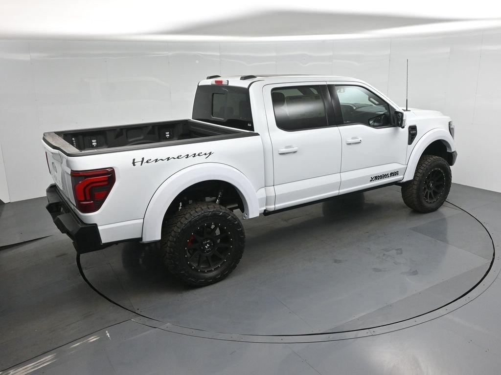 New 2025 Oxford White Ford Lariat image 42