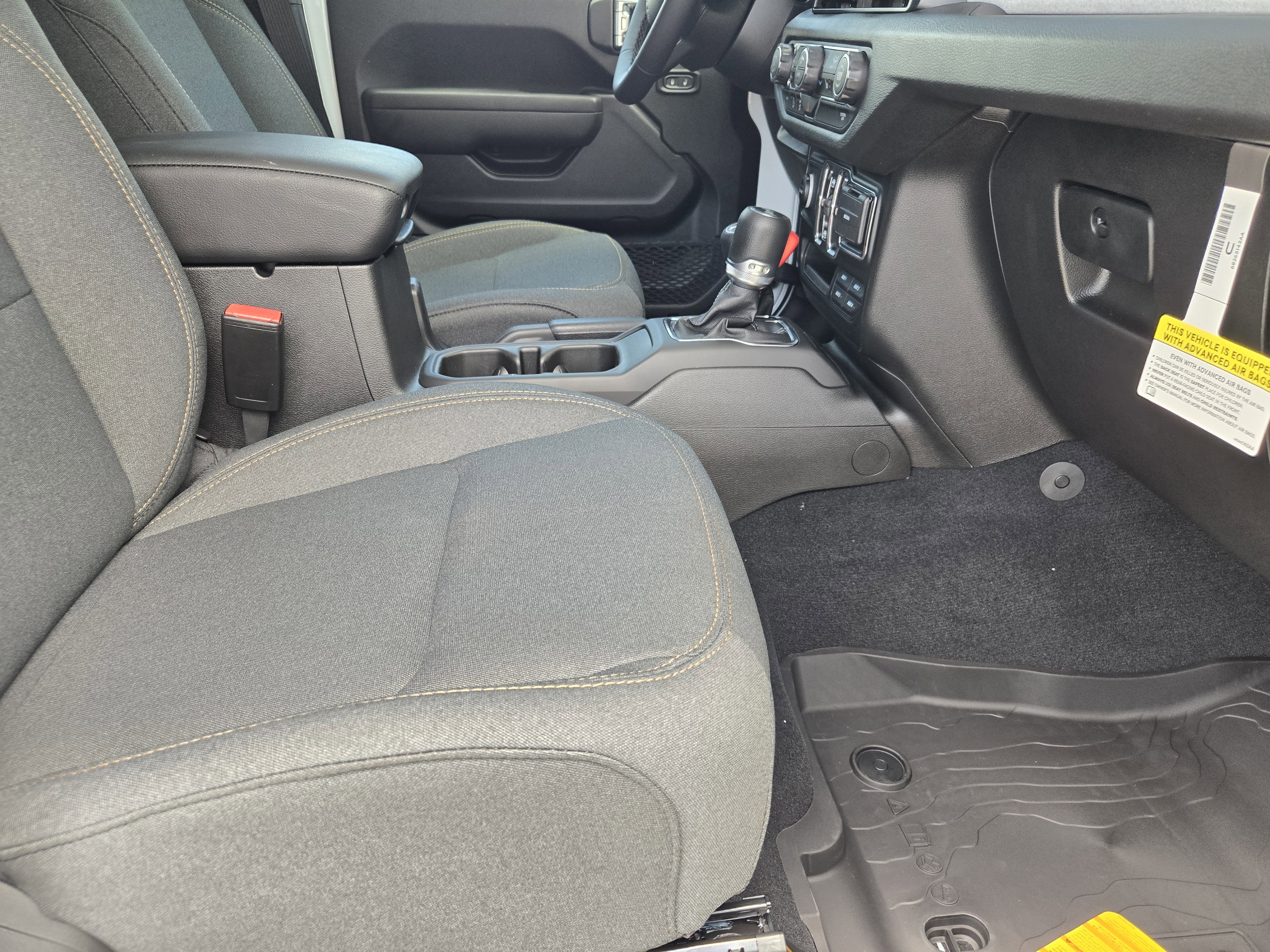 2025 Jeep Wrangler 4-Door Sport S - Photo 11